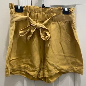 High Waisted Paper bag Shorts
